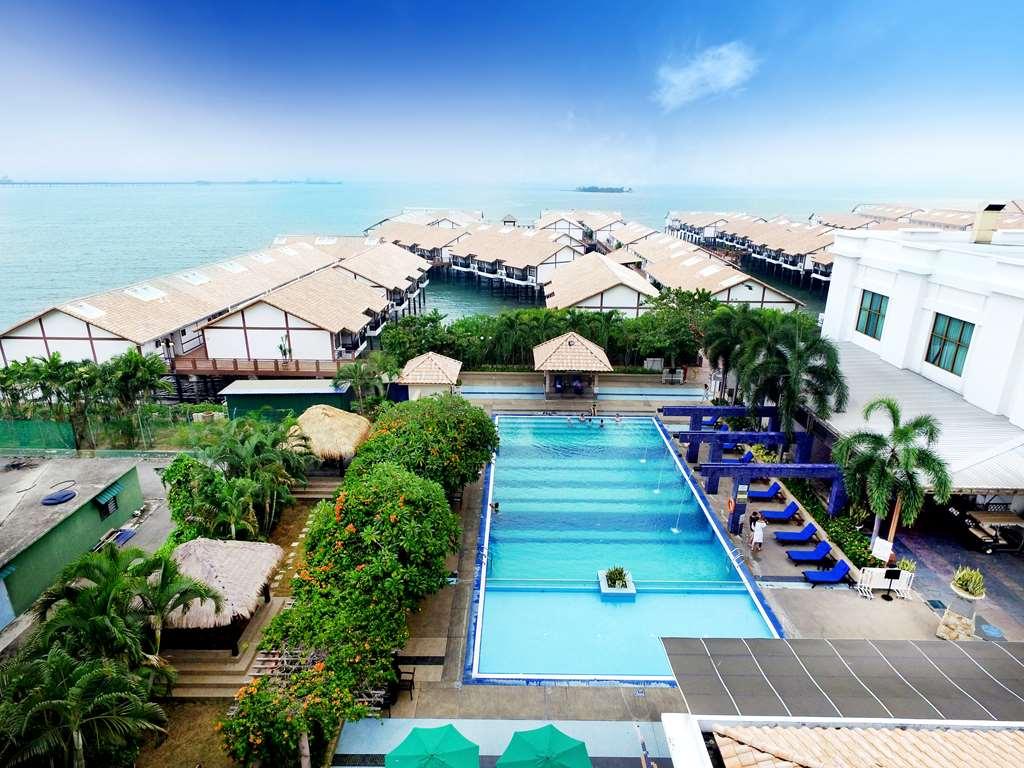 Lexis Port Dickson Hotell Exteriör bild