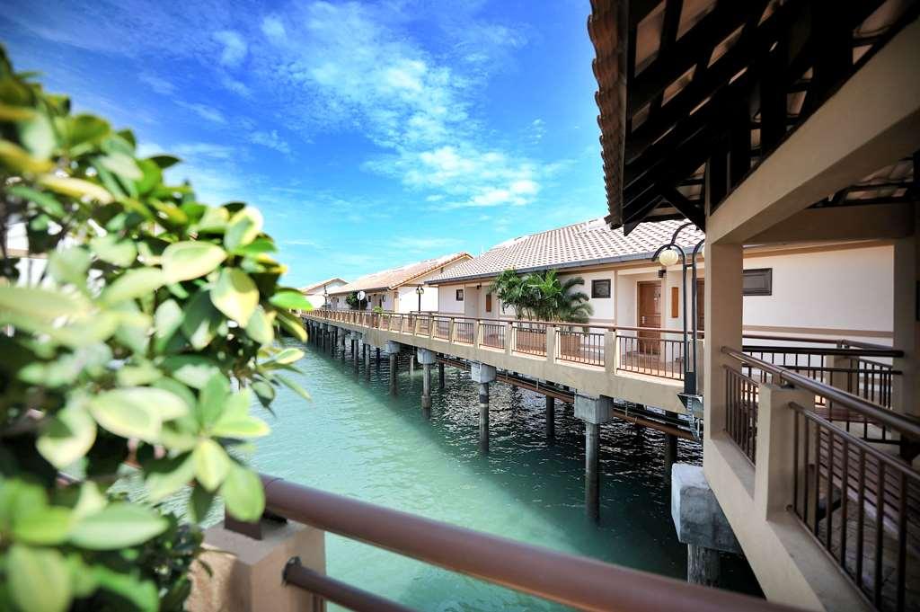 Lexis Port Dickson Hotell Exteriör bild