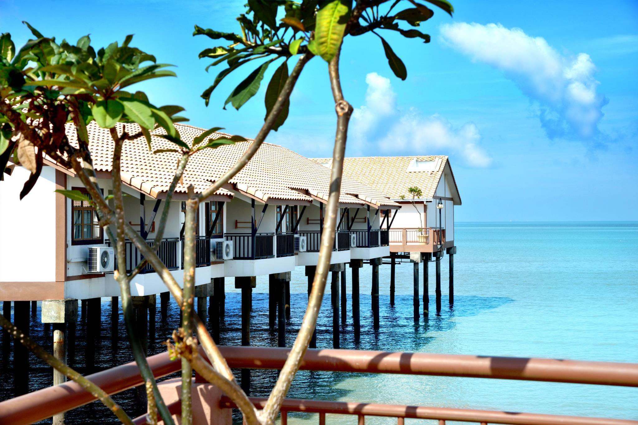 Lexis Port Dickson Hotell Exteriör bild